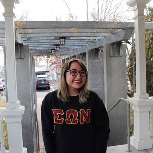 Meet your Posher, Kayla